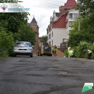 В Смоленске продолжается ремонт улицы Мира